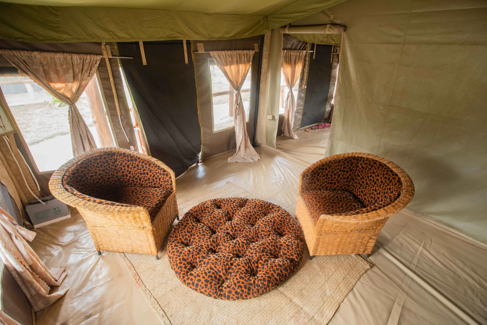 Коттеджи Tanganyika Coastal Campsite