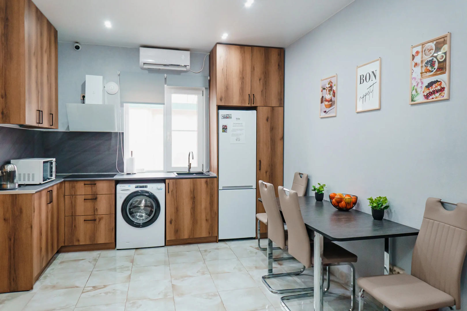 Гостиница Солнечный День