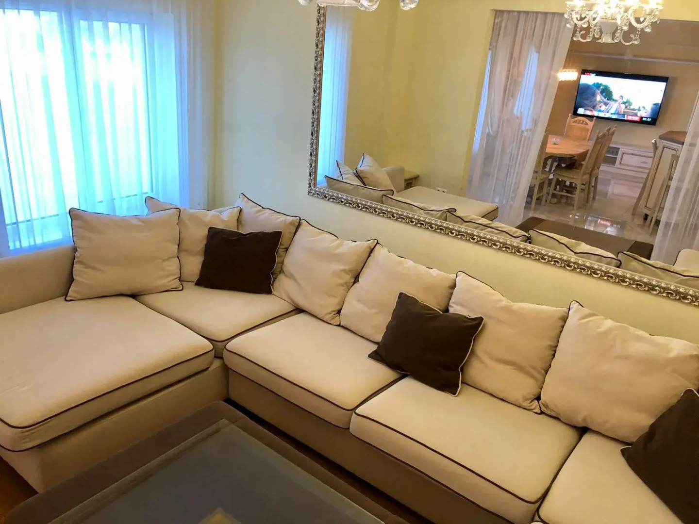 Апартаменты в центре с видом на Севастопольскую бухту