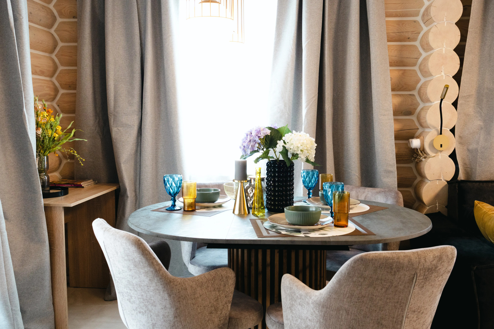 Частный дом шикарный в КП Золотые Сосны