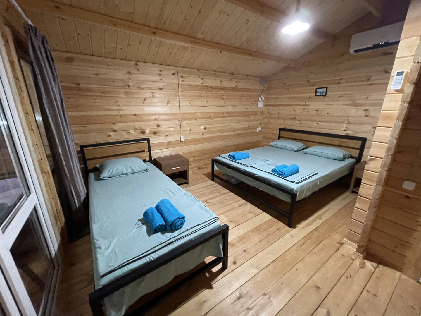 База отдыха Коттеджи в Старой Гагре