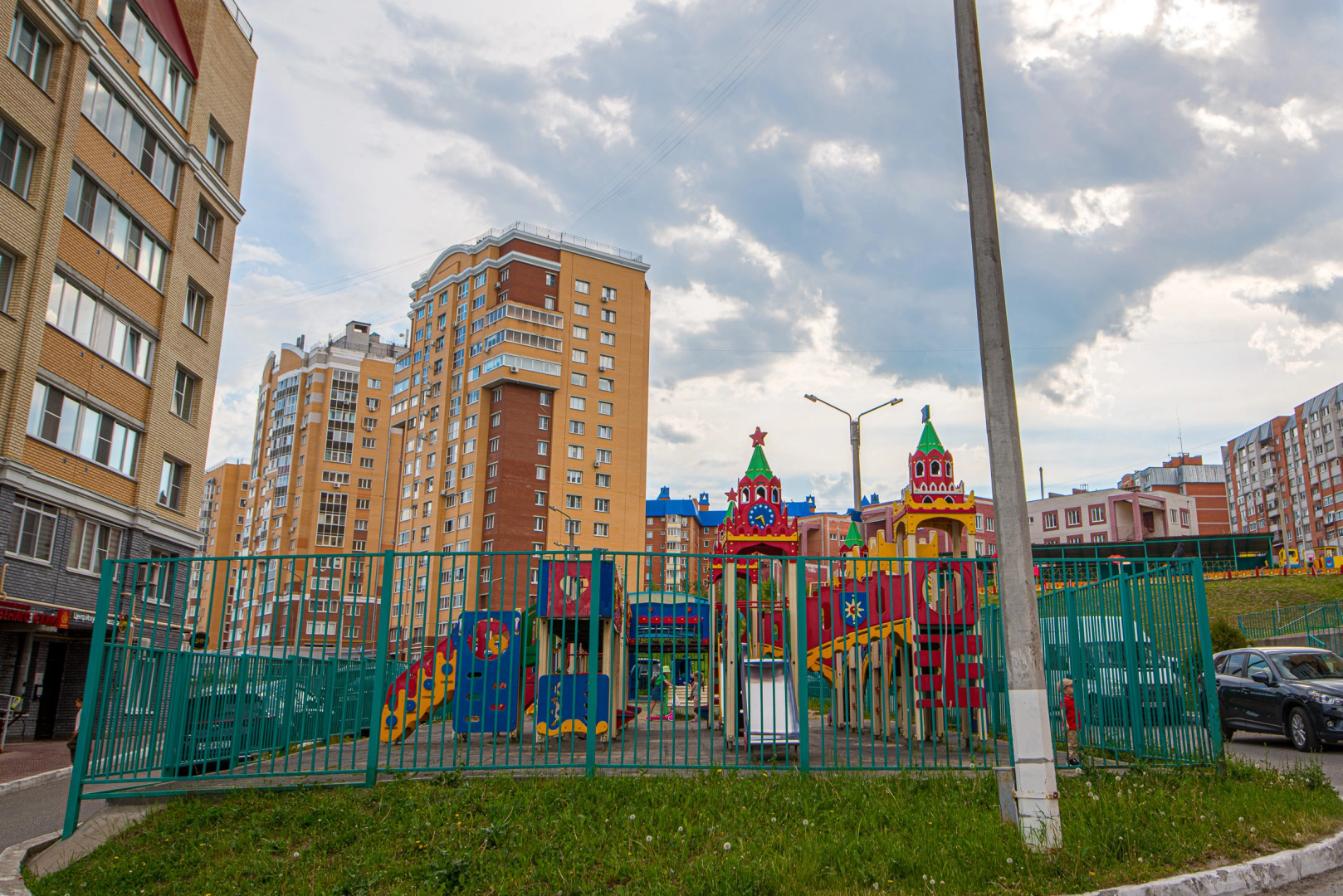 Квартира 1-к яркая у залива на Маркова 8/2 от RentAp, 4 сп.места