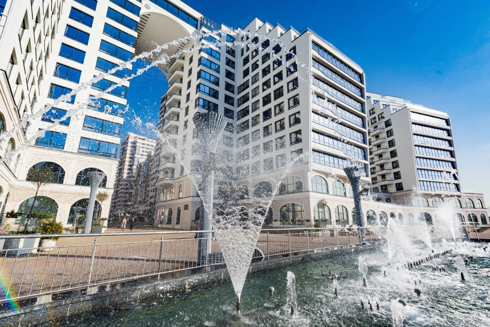 Апартаменты Румер в современном жилом комплексе у ТЦ Дана Молл