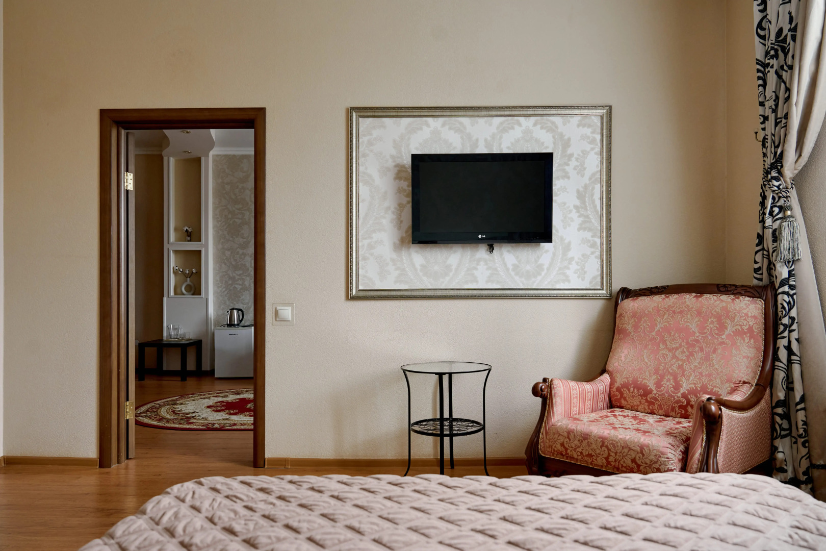 Отель Абсолют