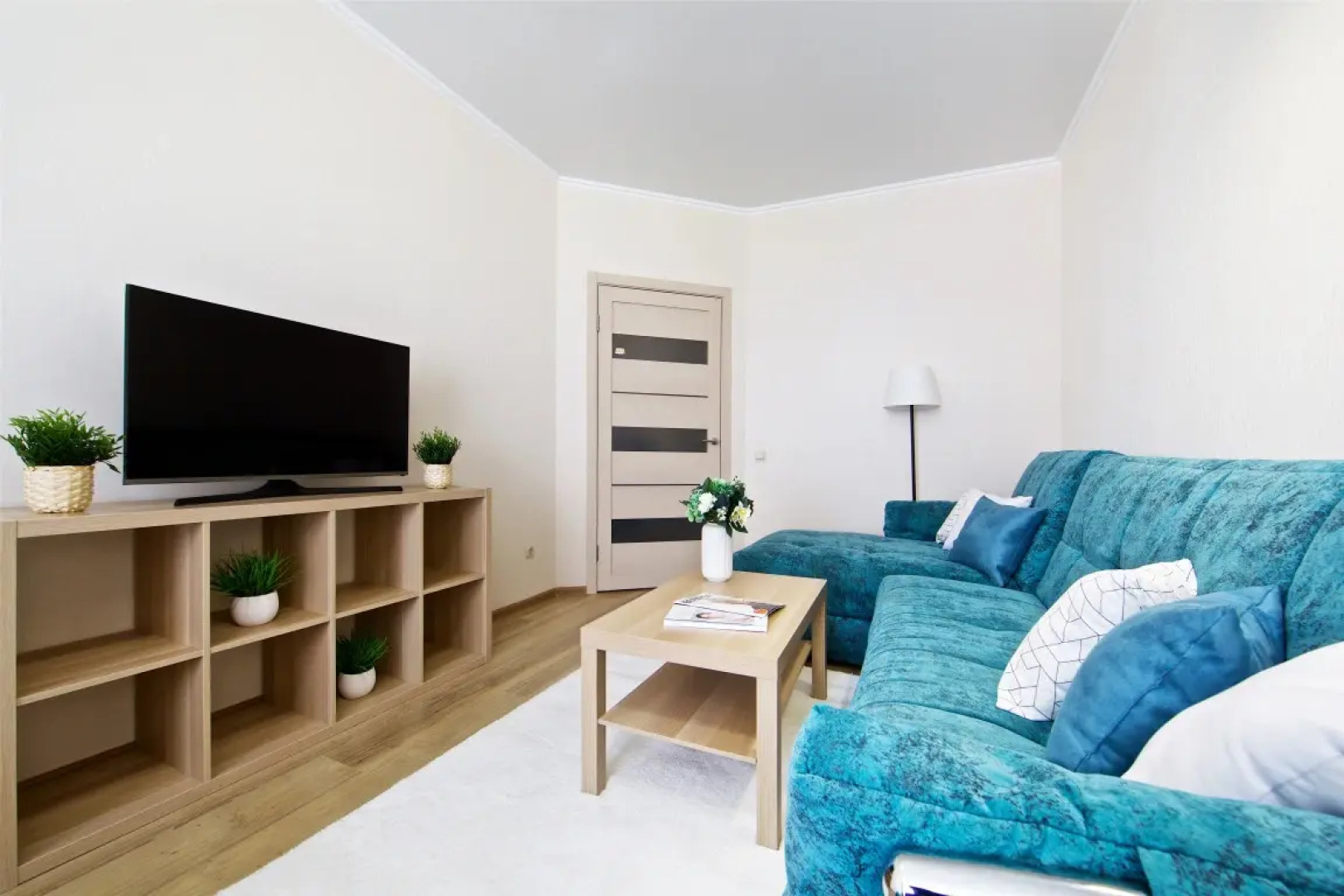 Апартаменты DoMino — Уютные с Хорошим Ремонтом у Главной Улицы