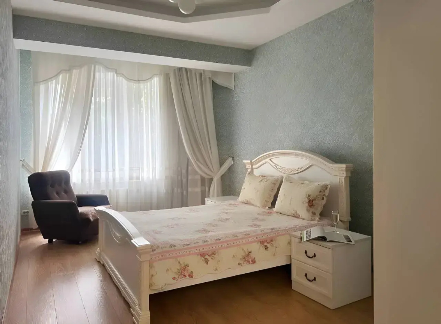 Апартаменты 2-х комнатные В Центре