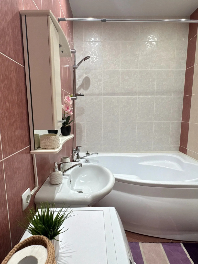 Апартаменты Дзержинского 133а