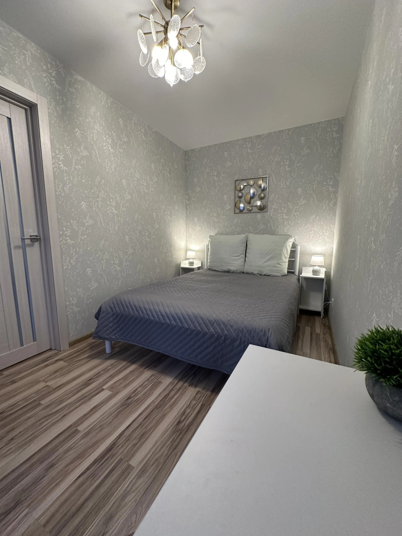 Квартира Двухкомнатная на Свободы 59