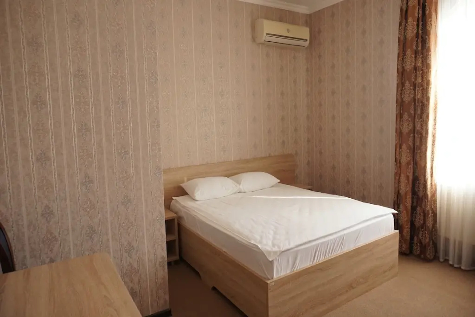 Отель Версаль