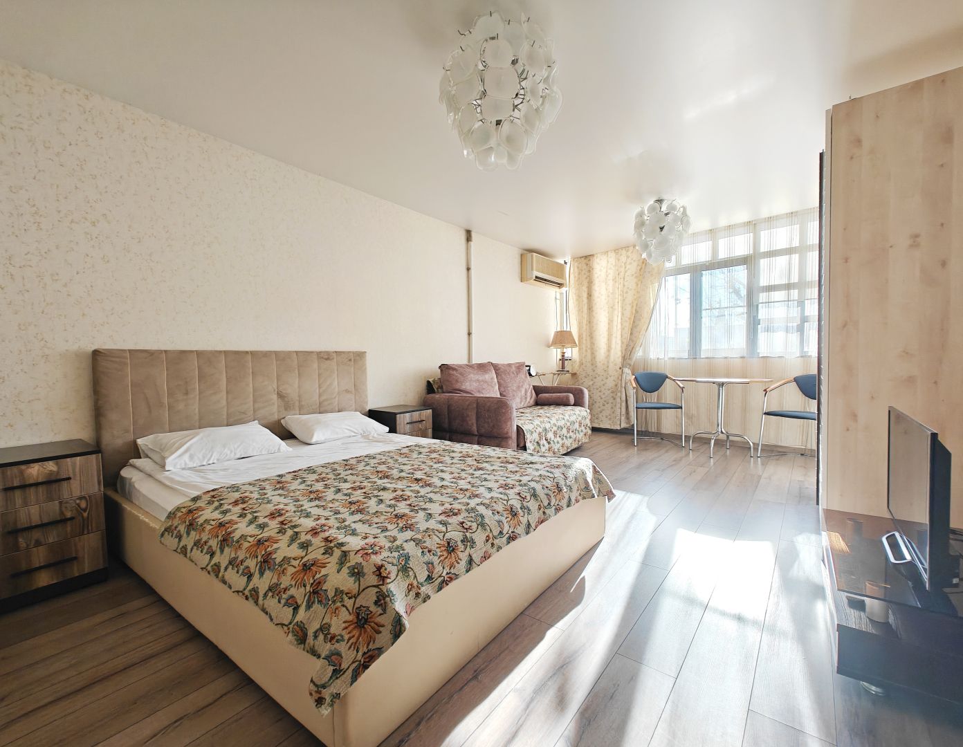 Апартаменты Двухкомнатные в Самом Центре Сочи