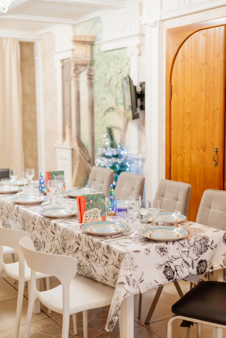 Частный дом Дом в Центре на Адмирала Крюйса до 15 чел в 100 м Аква парк и пляж