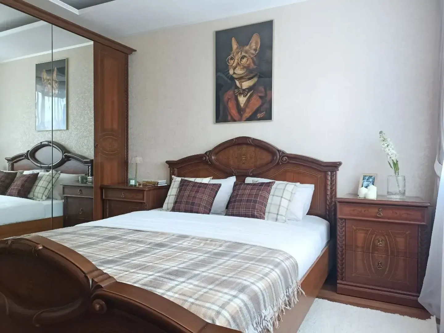 Квартира Уютная Двухкомнатная в Центре Города