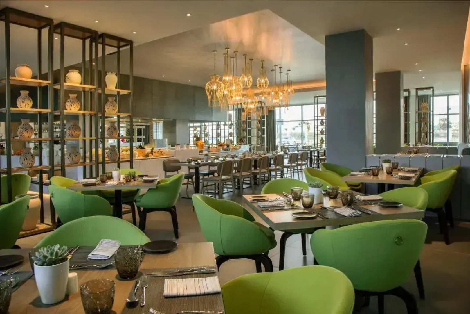 Отель Novotel Muscat Airport