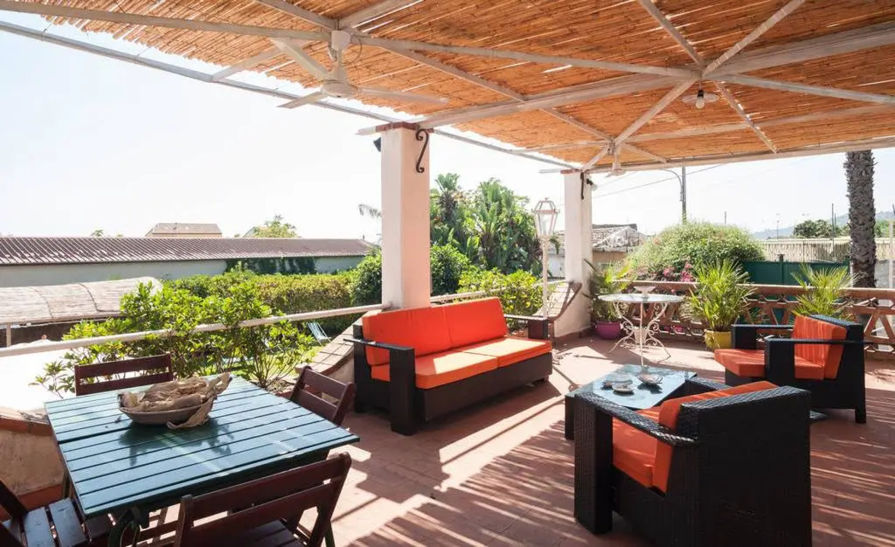 Отель B&B La Casa del Ficus