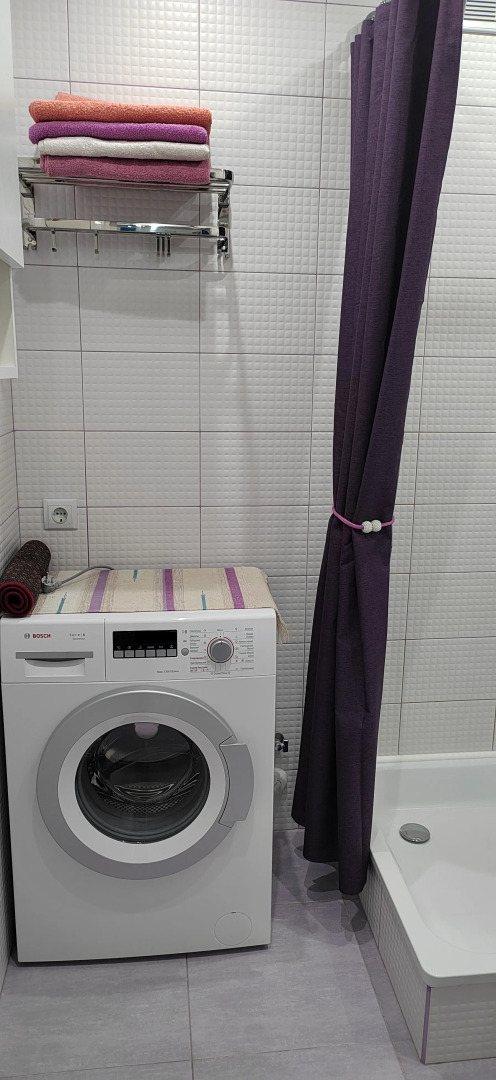 Квартира Трехкомнатная Студия Провинция