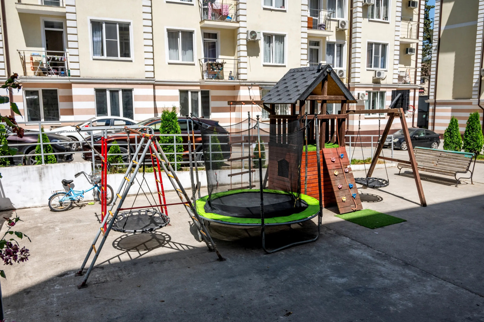 Апартаменты Sun City в центре Сочи