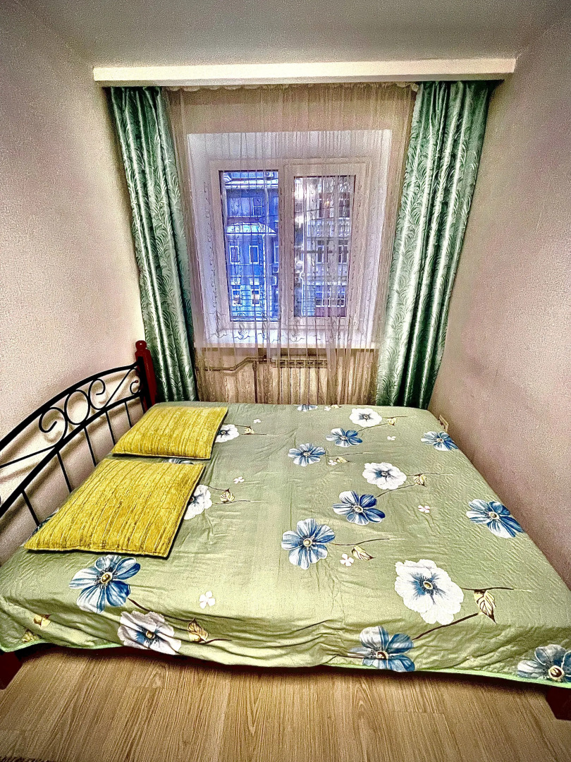 Квартира Короленко 19