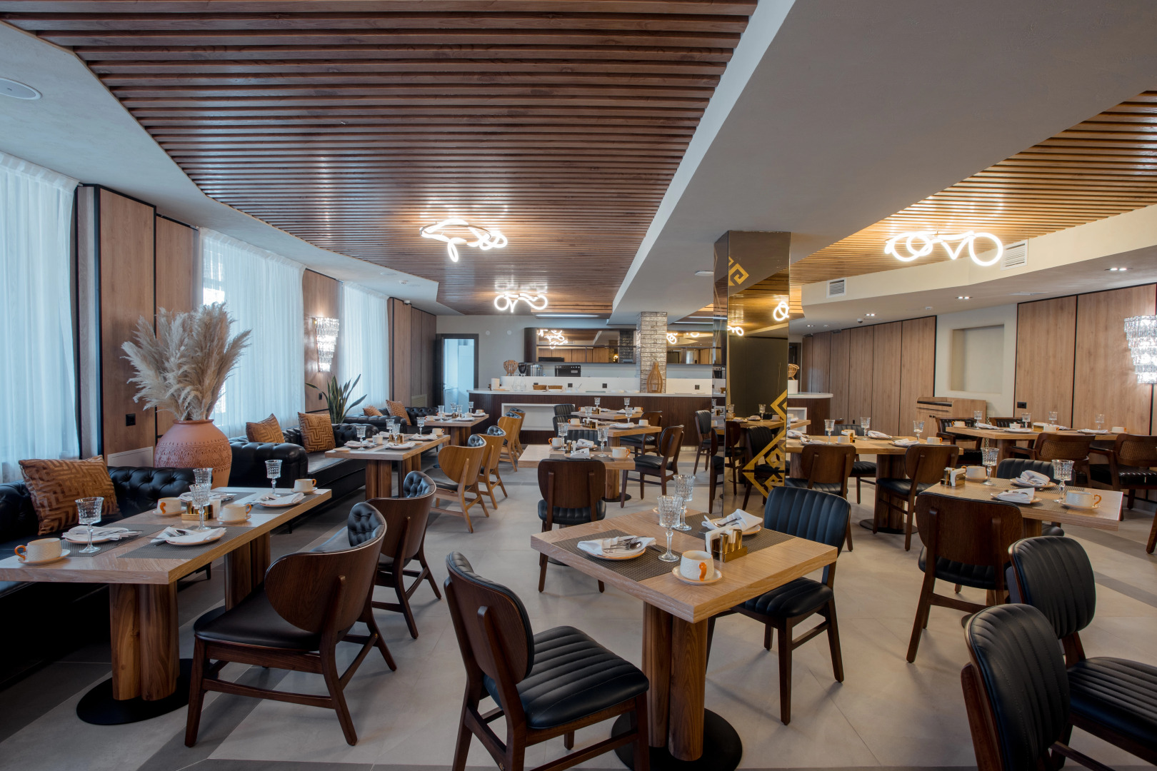 Отель Qazaq Premium