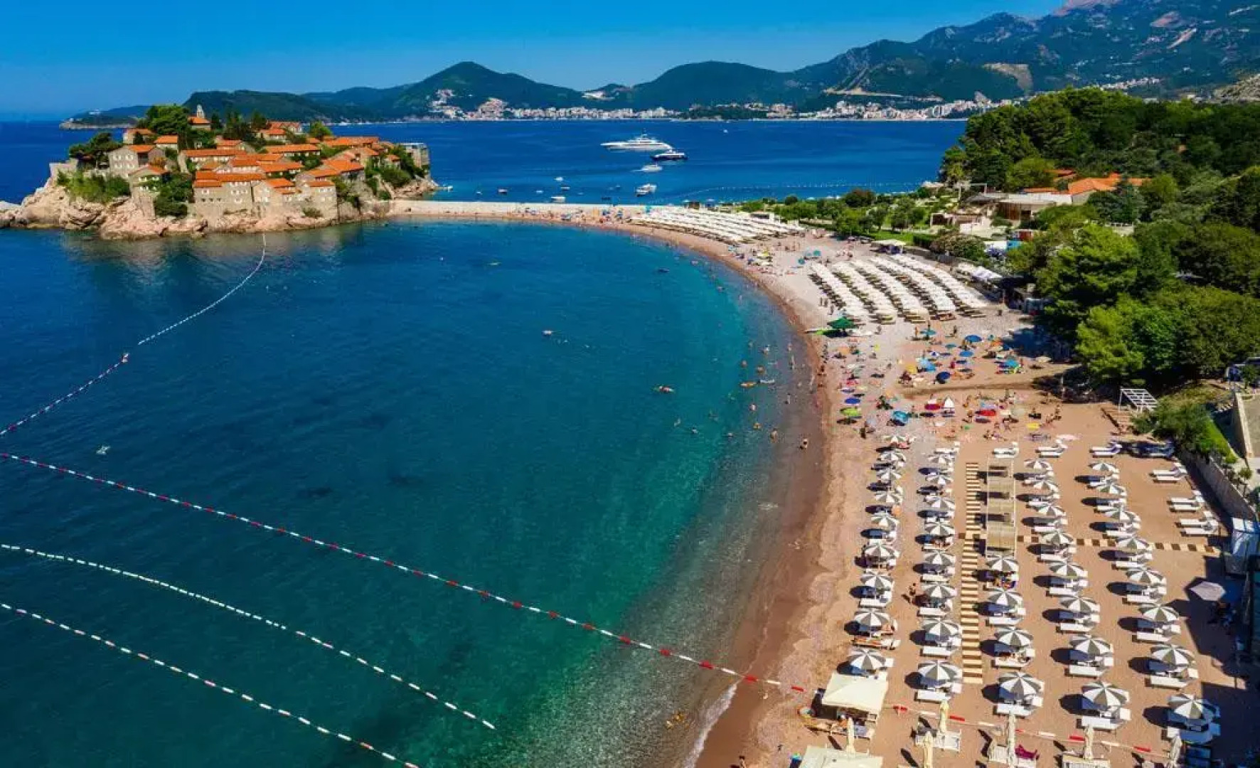 Отель California by Aycon