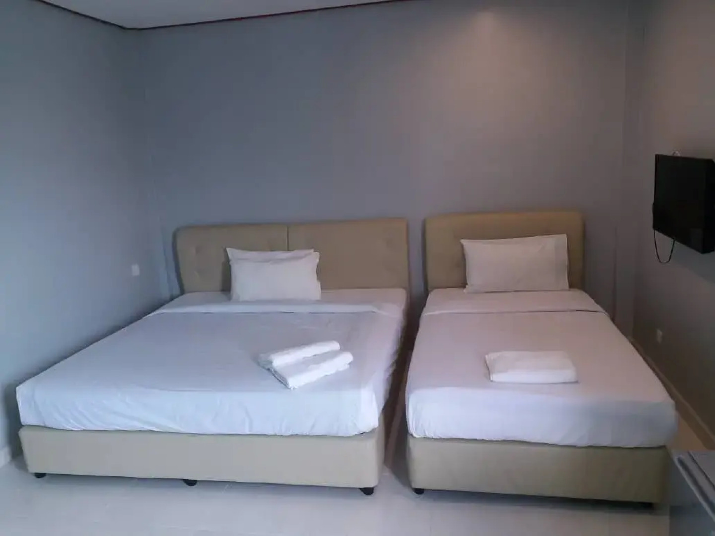 Отель Dlima Beach Inn Langkawi