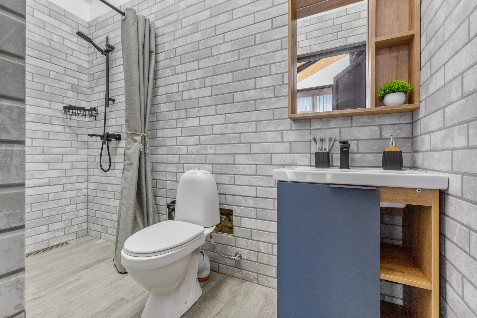 Частный дом AURA уютный домик с двумя кроватями