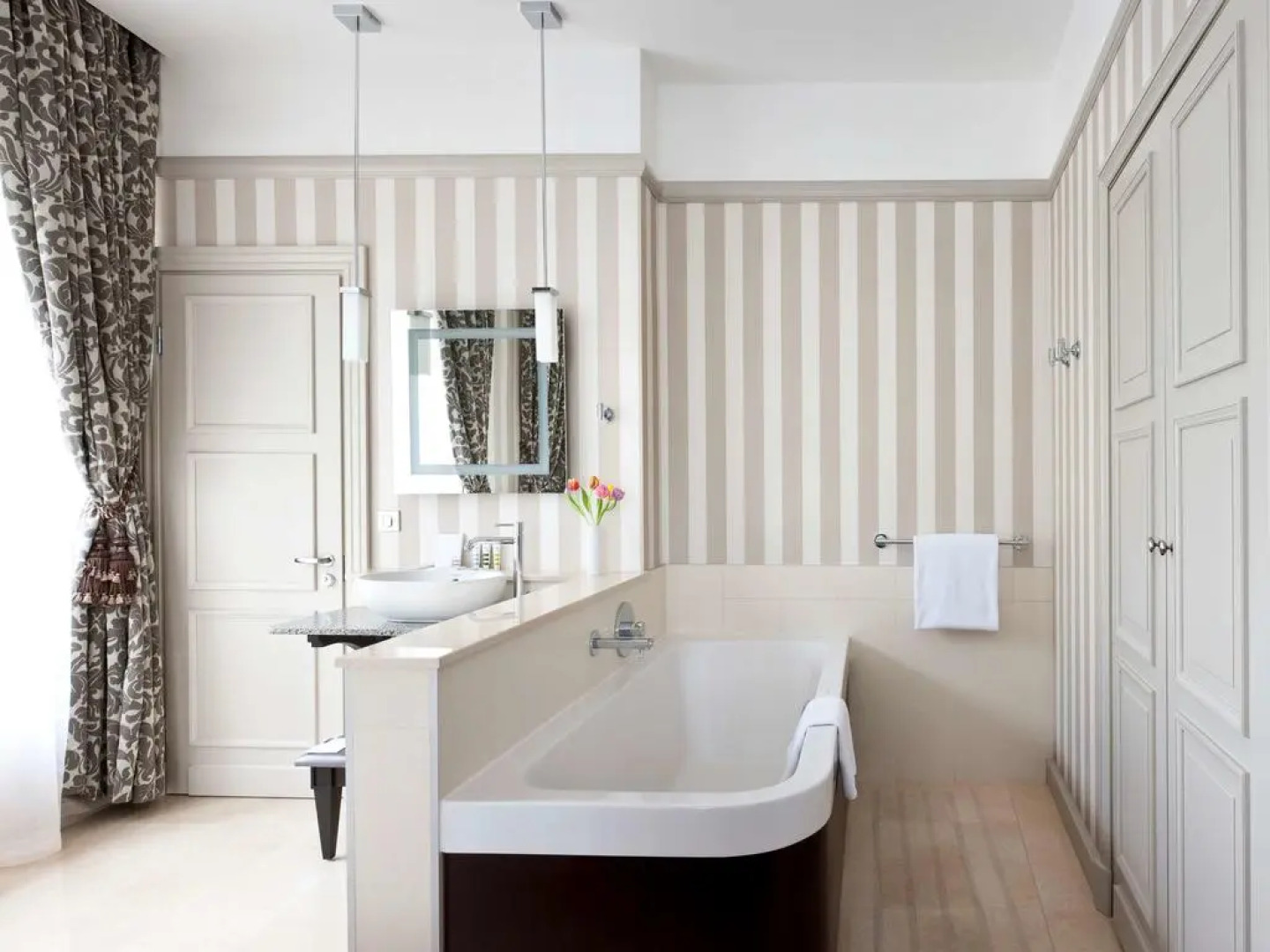 Отель Mercure Арбат Москва