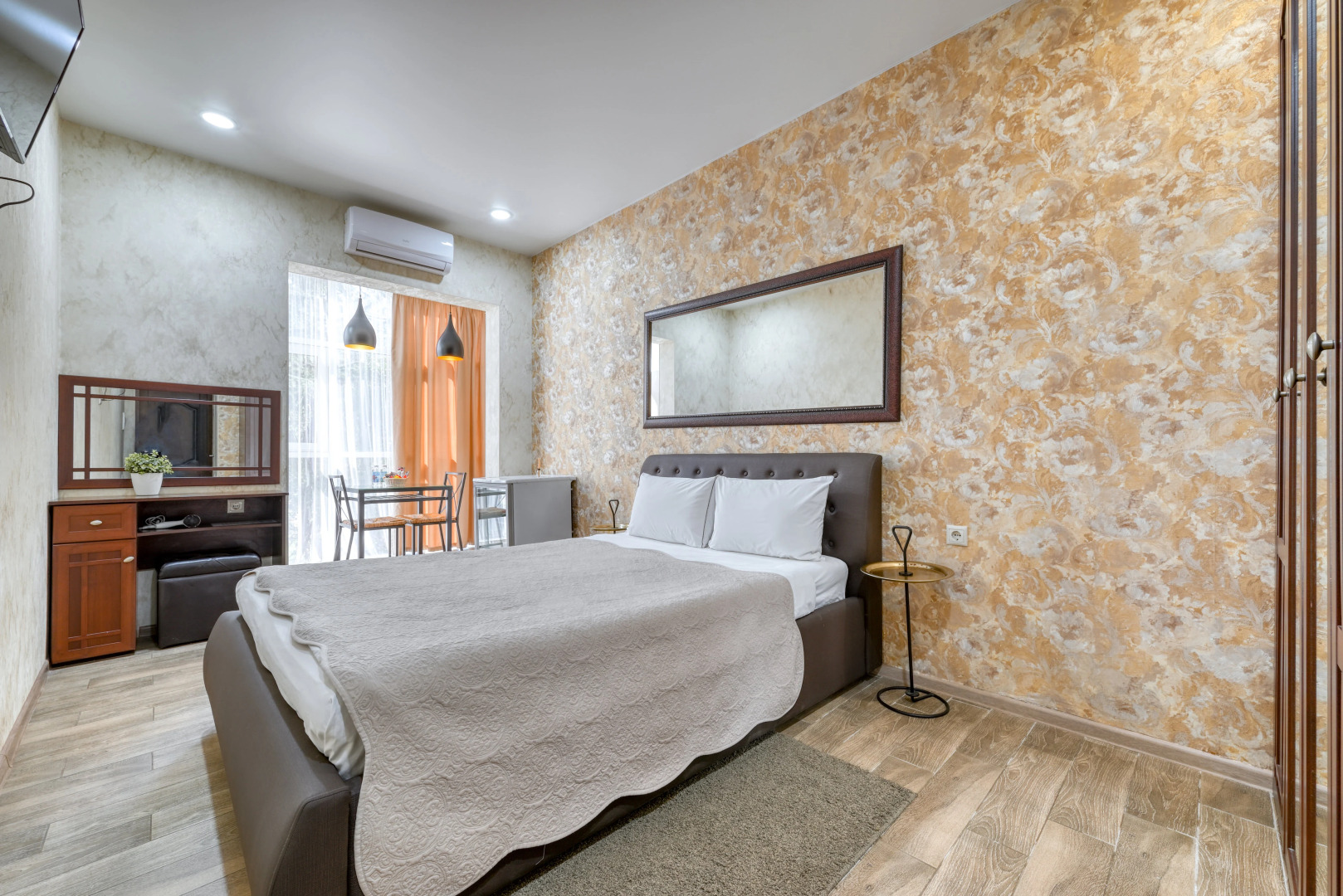 Апартаменты Место под солнцем 7