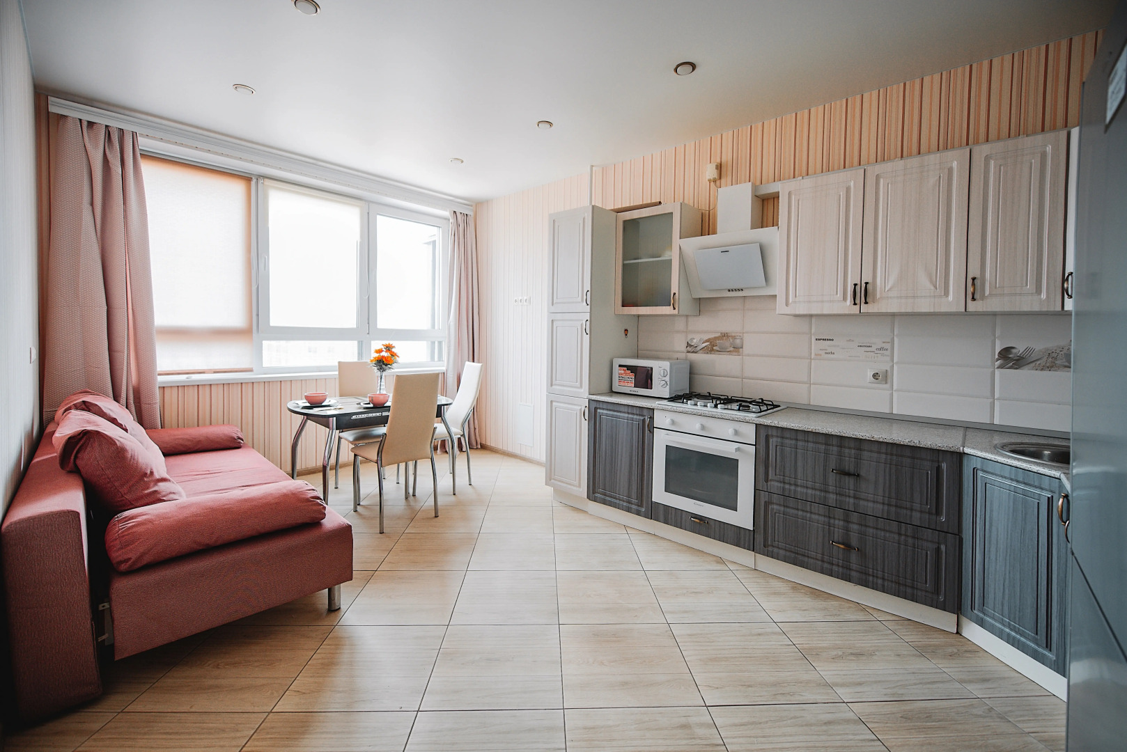 Апартаменты рядом с ТЦ Премьер и автовокзалом