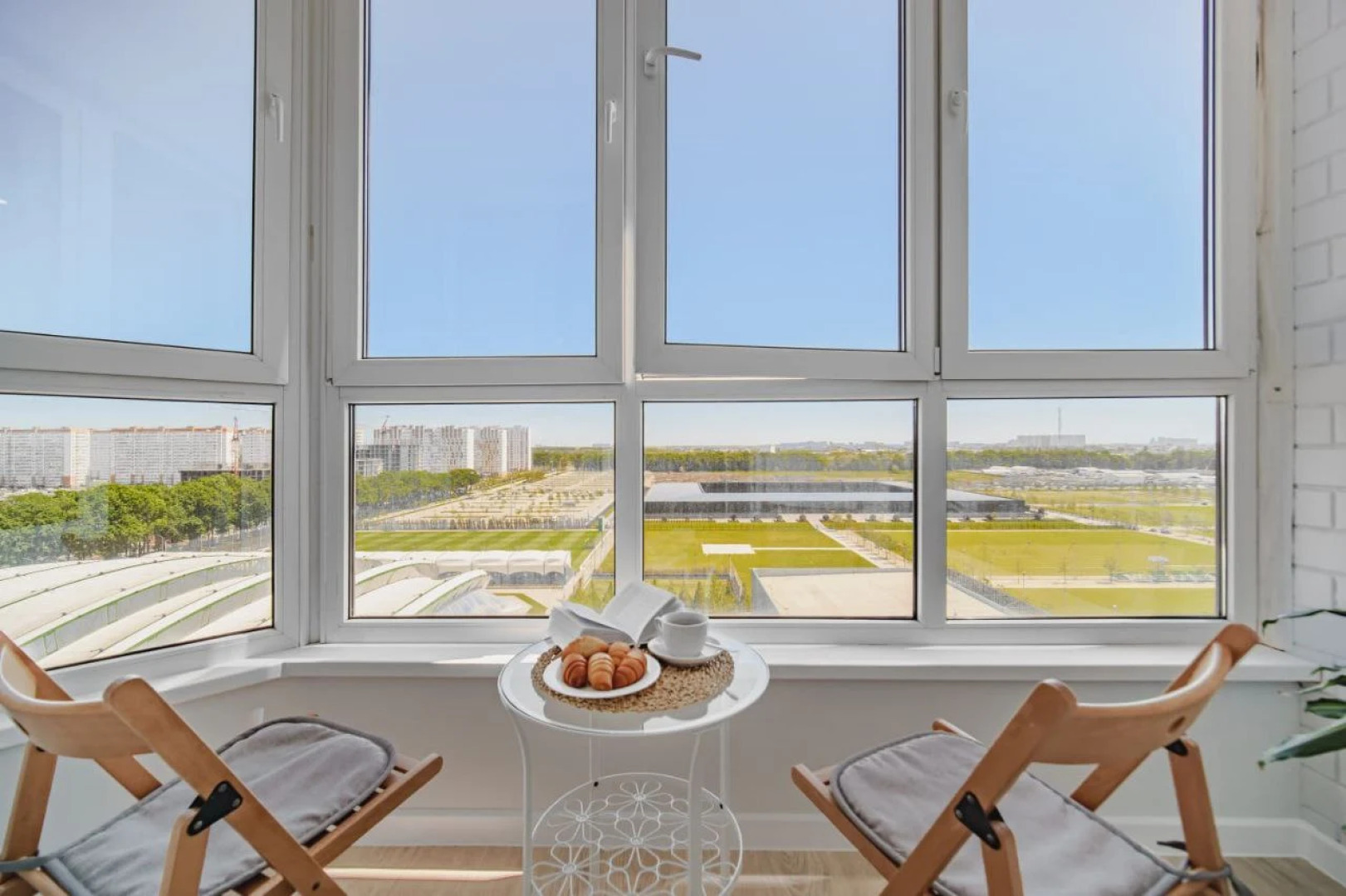 Квартира "Билет в Париж" рядом с парком Галицкого. Сеть Мята