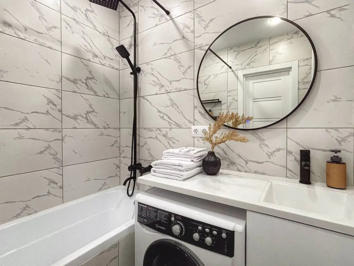 Квартира евродвушка для 4-х гостей с трендовым ремонтом