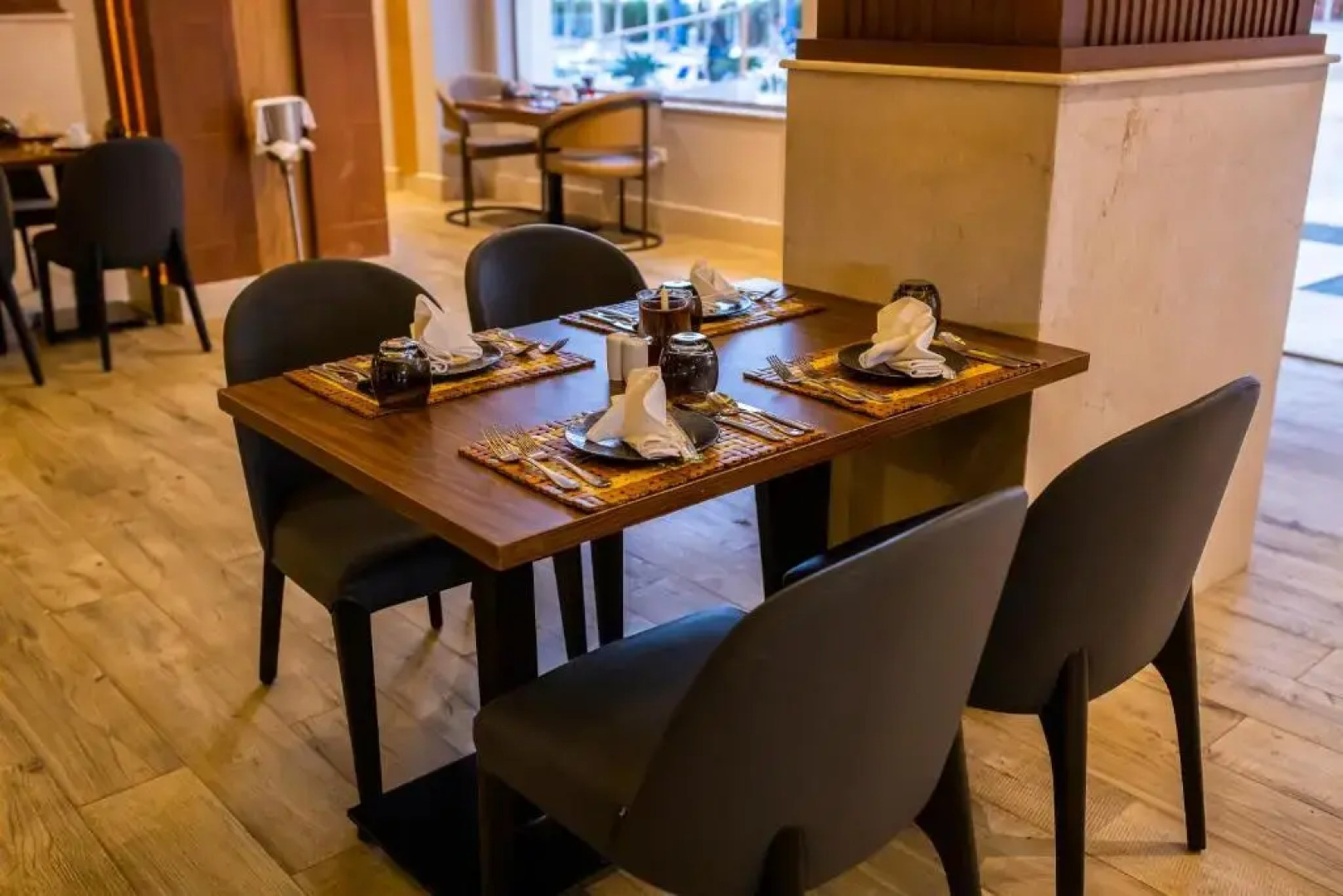 Курортный отель Bellagio Beach Resort