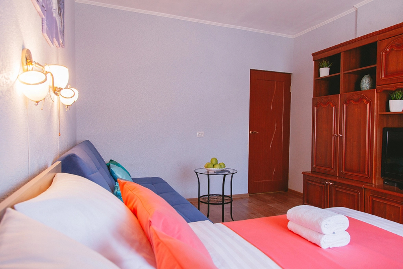 Апартаменты  5 Звезд Микрорайон Мирный 6/3