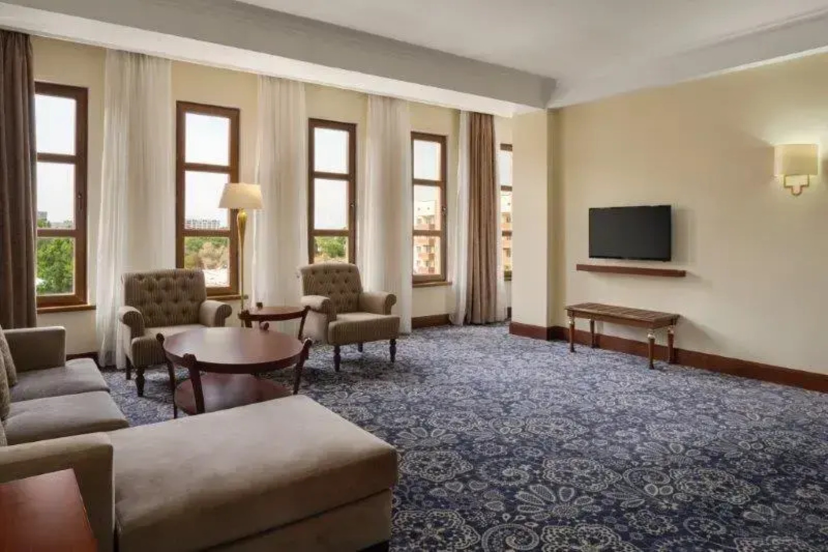 Отель Ramada by Wyndham Almaty