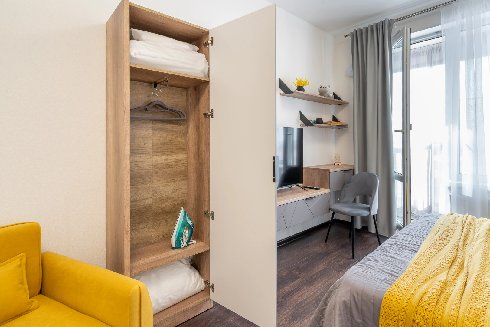 Апартаменты KeysSpb на Фарфоровской St2