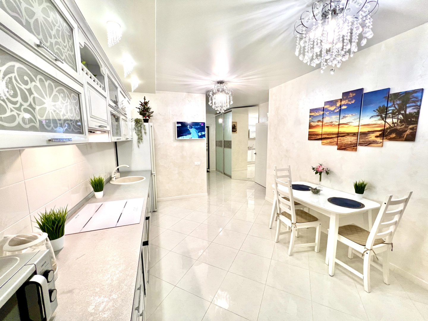 Апартаменты на Ново-Садовой, 106 (лит. О)  с видом на реку Волгу