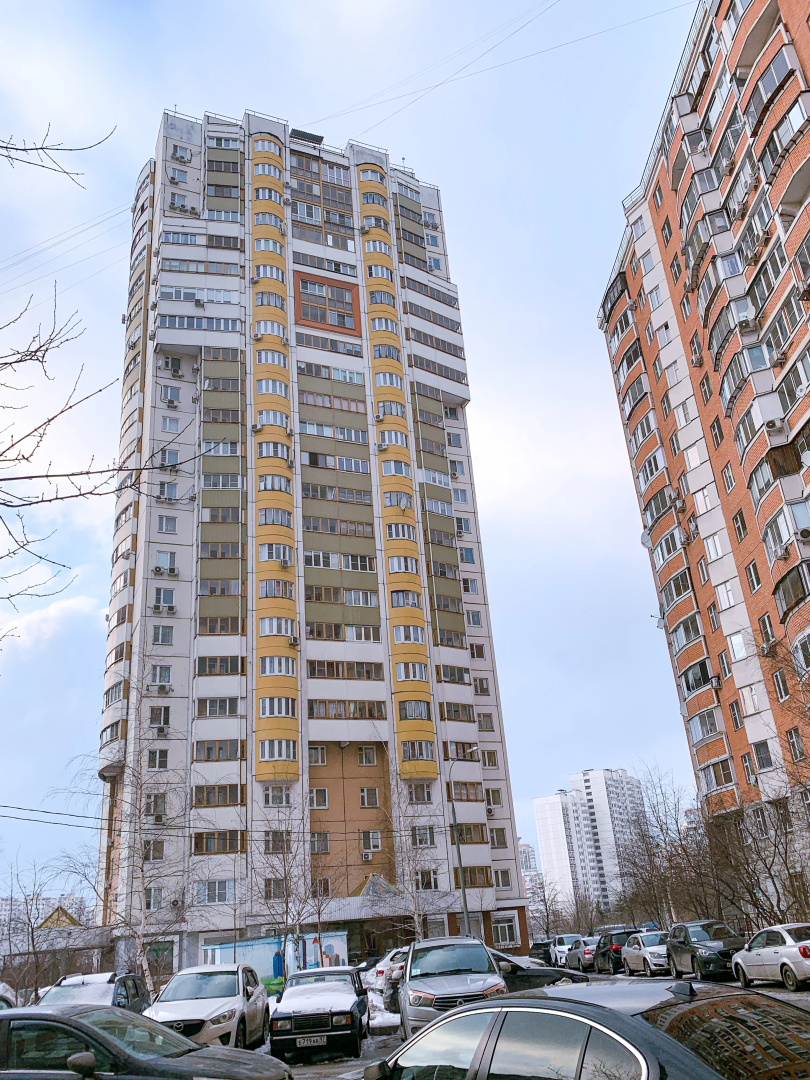 Апартаменты Просторная квартира Новомарьинская