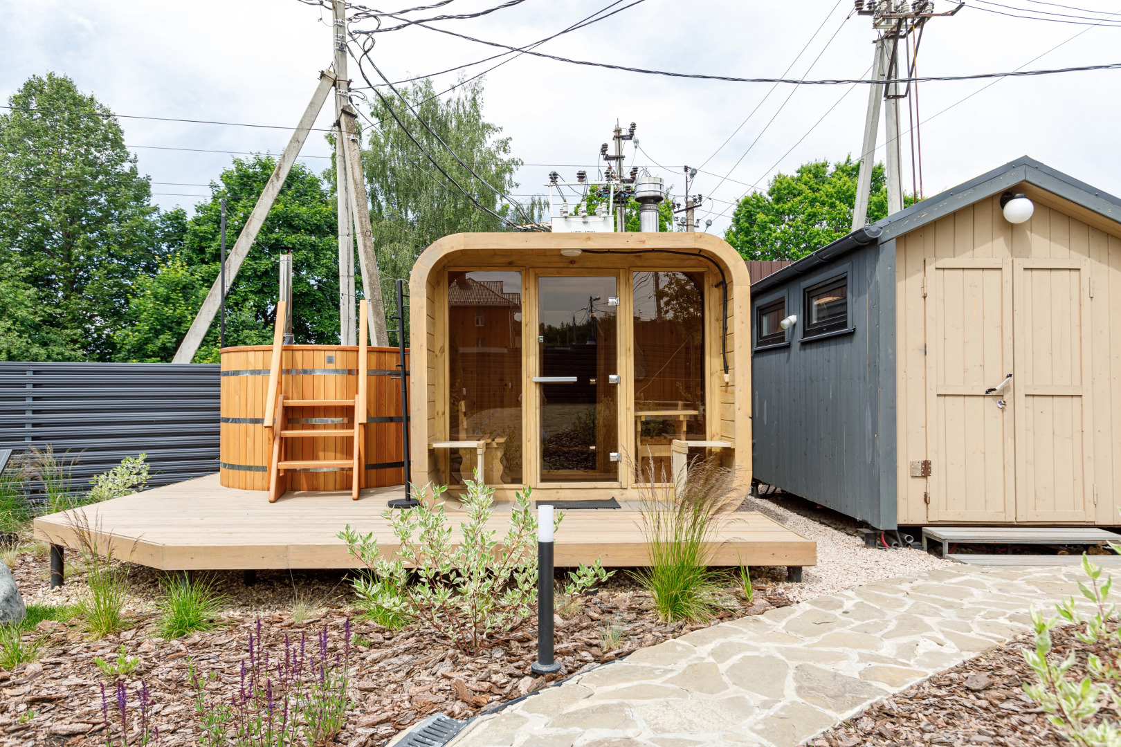 Частный Дом RiverDublDom  с баней и купелью у пруда в Новой Москве