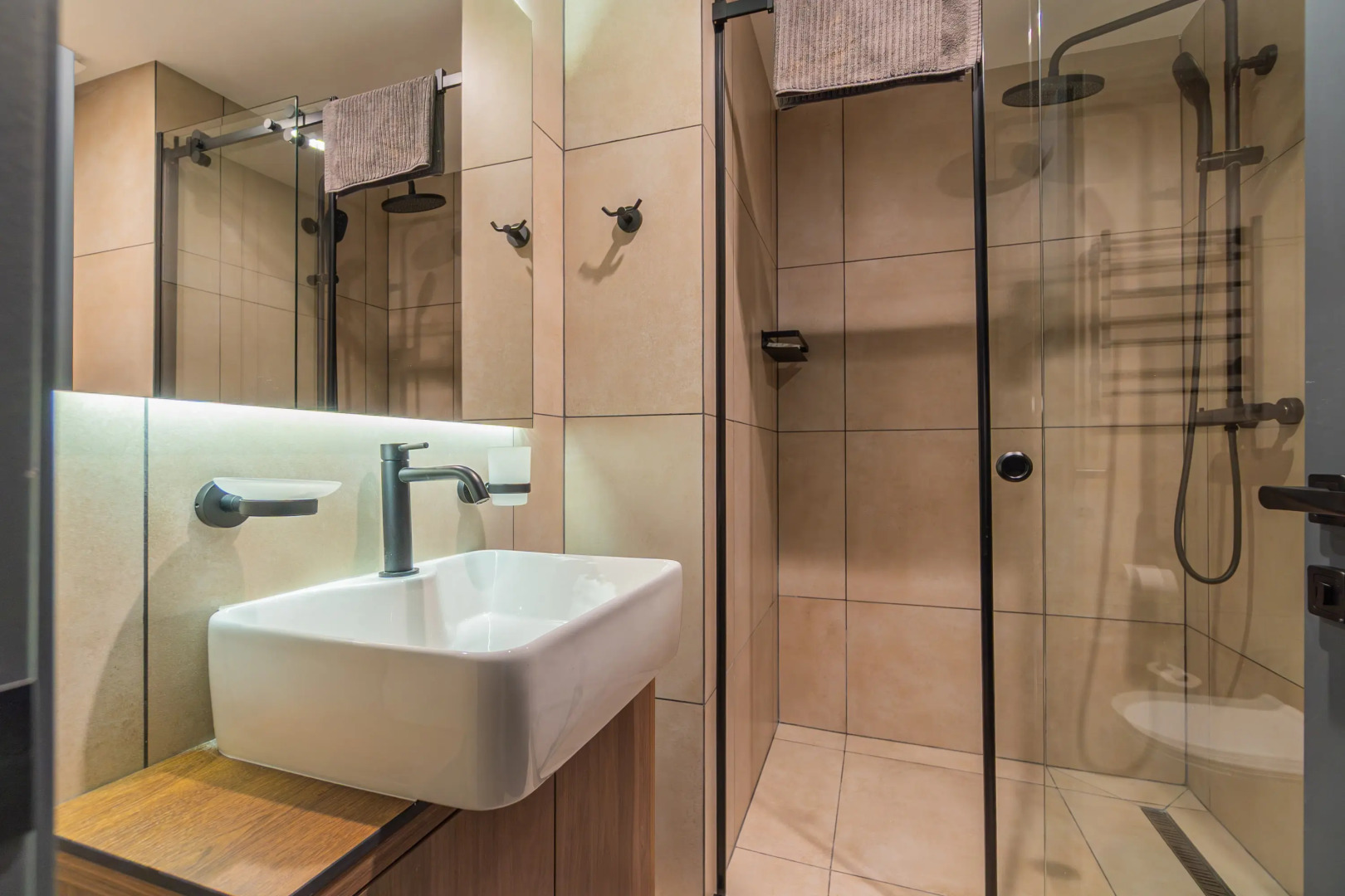 Апартаменты рядом с Невой