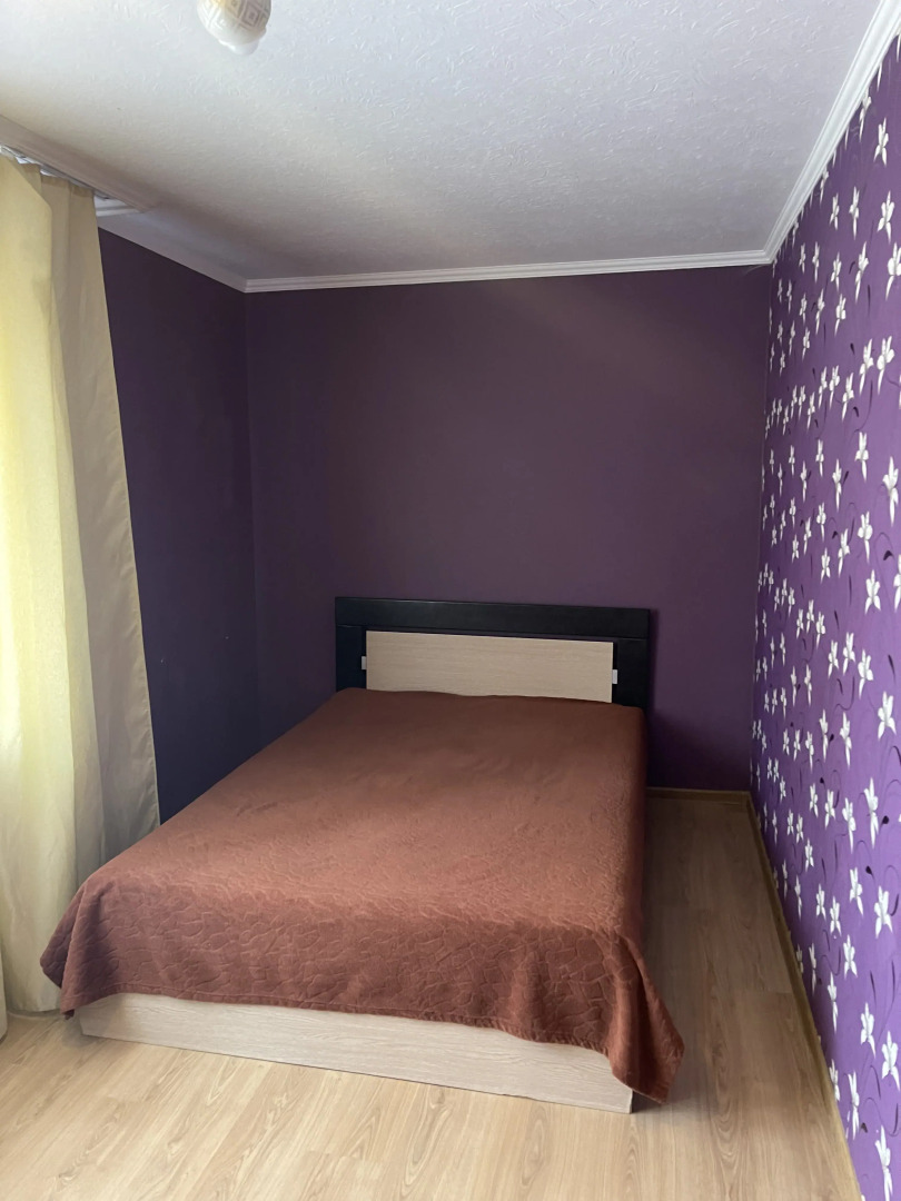 Квартира Двухкомнатная. Коммунистический 85А