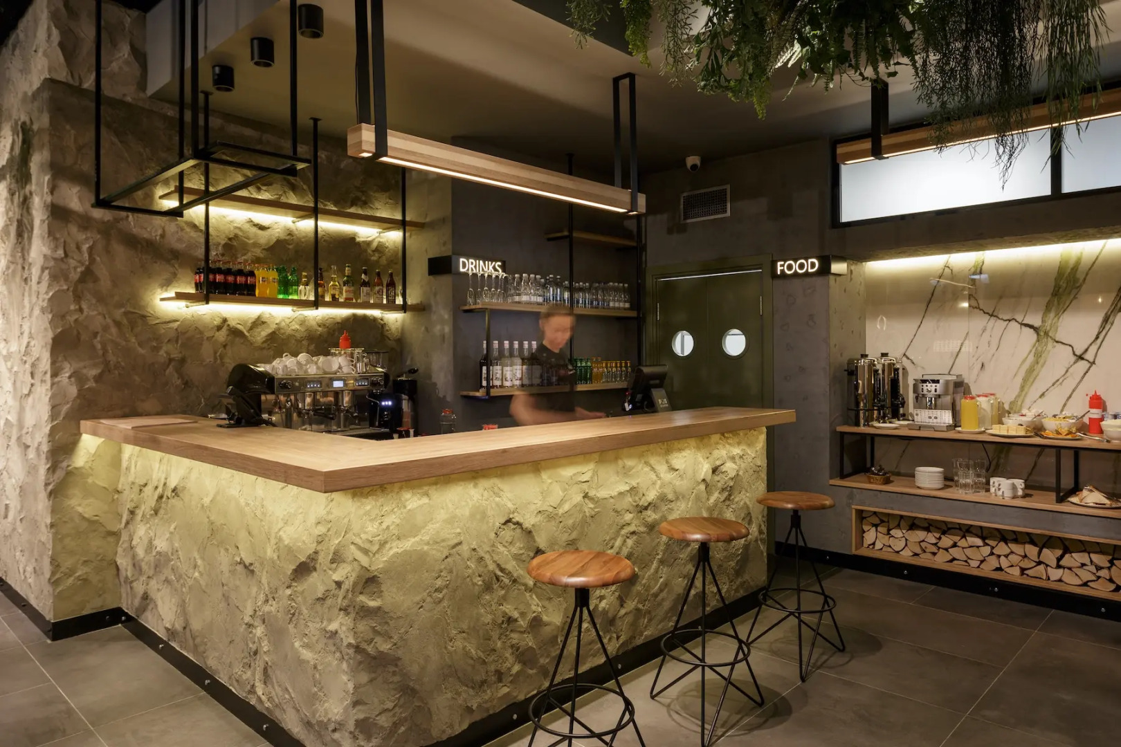 Country Hills Resort