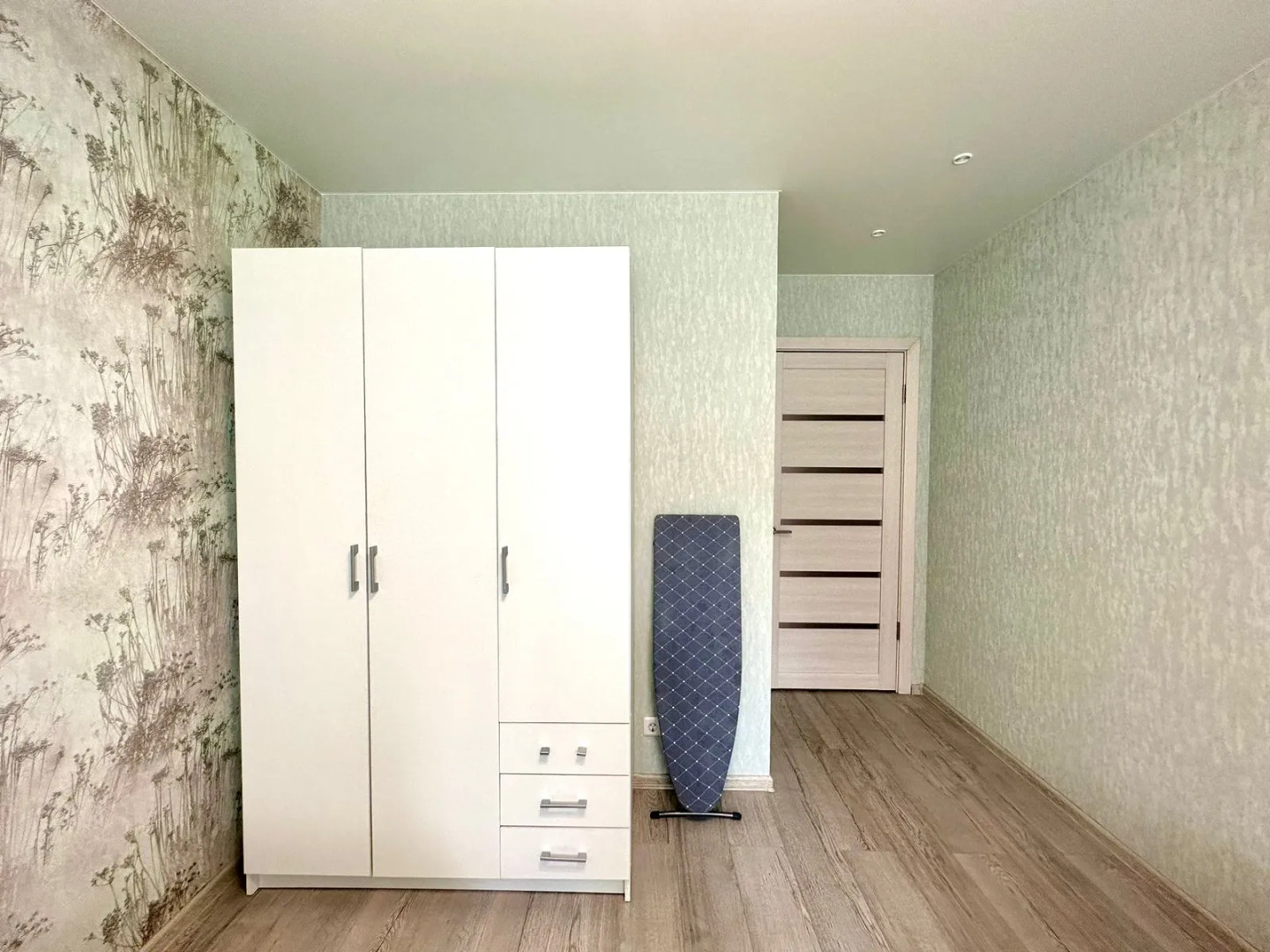 Апартаменты Евро 3-х Комнатные Апартаменты на Шереметьевской 10к5