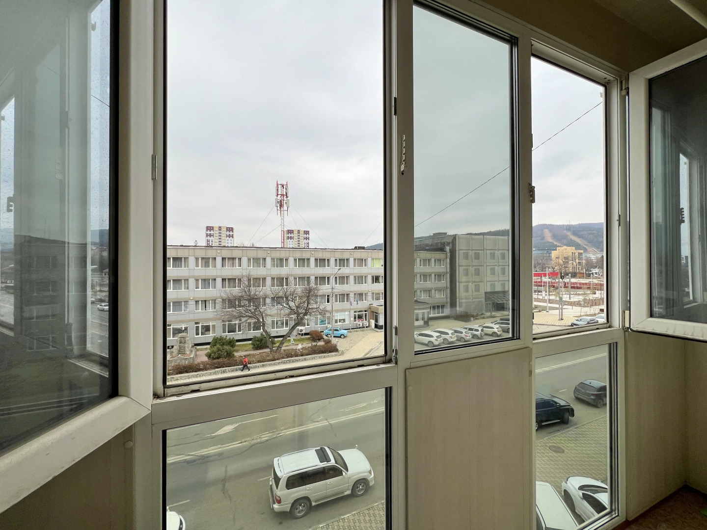 Квартира 2-ком Сахалинская 19-12