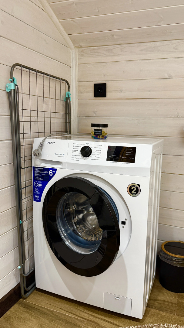 Частный дом с бассейном и баней