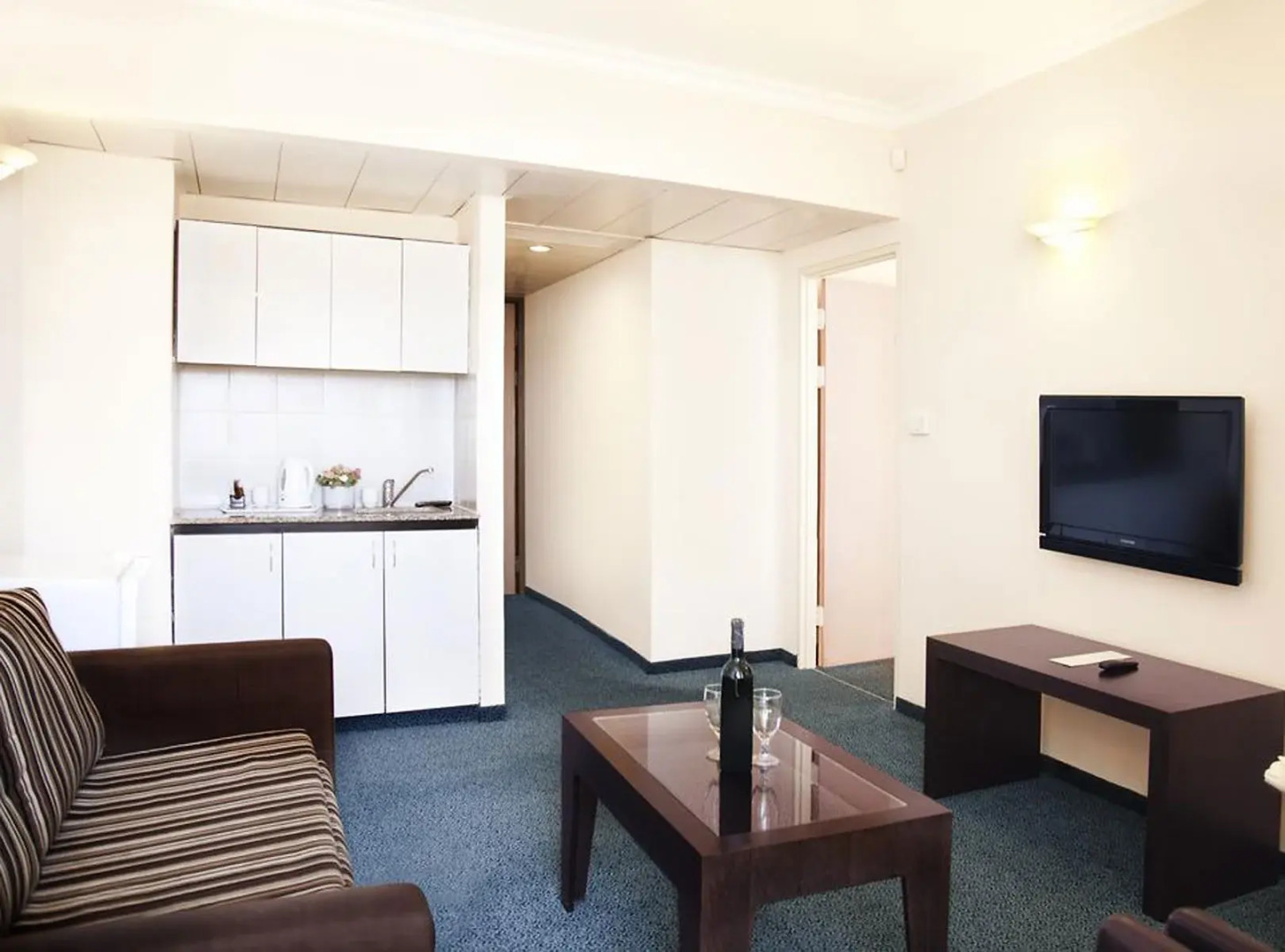 Отель Jerusalem Gardens Hotel & Spa