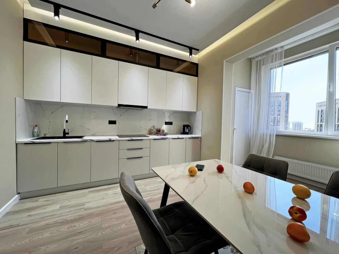 Апартаменты Стильные с видом и дизайнерским ремонтом