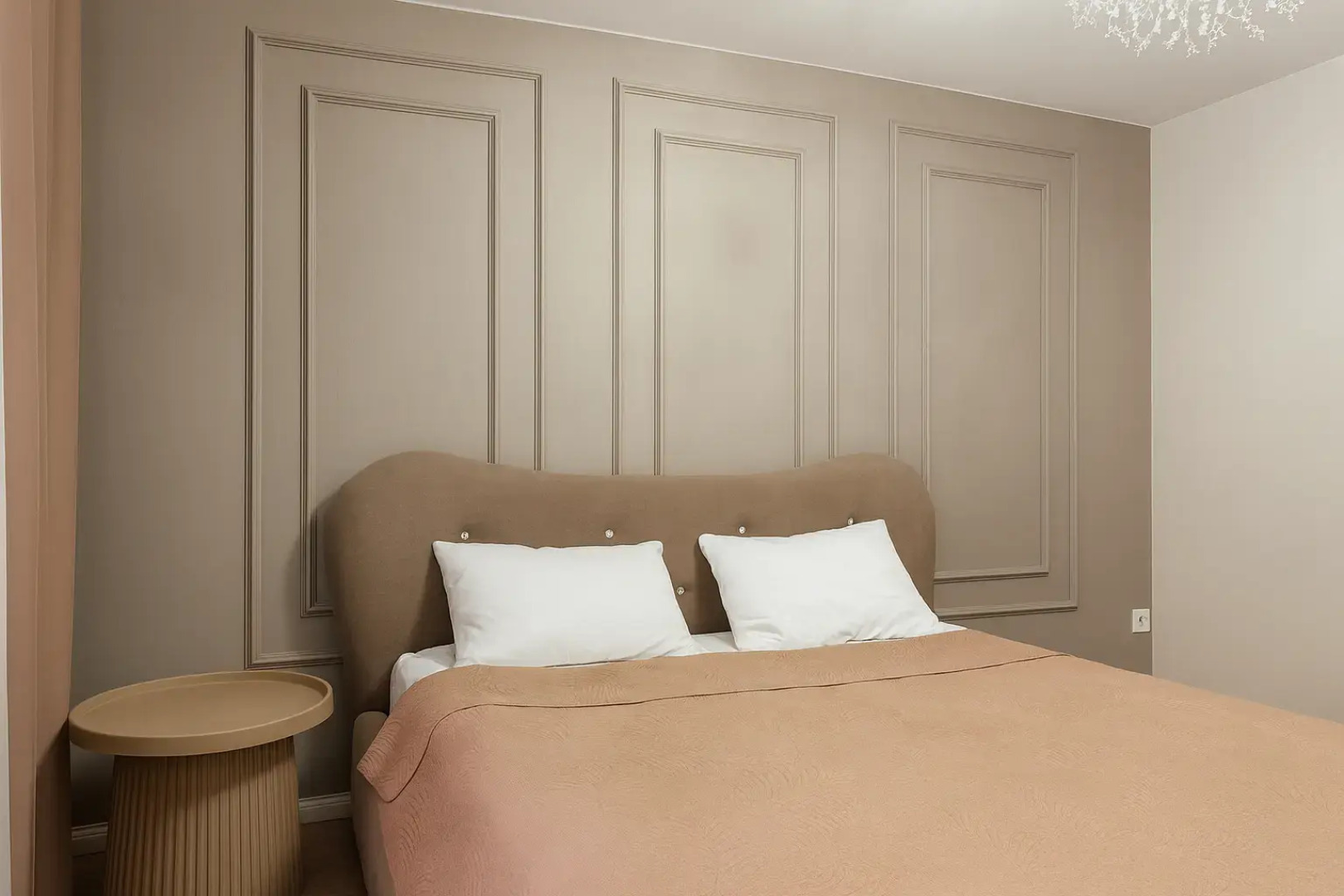 Квартира Студия ApartHause в Центре с Рабочим Местом