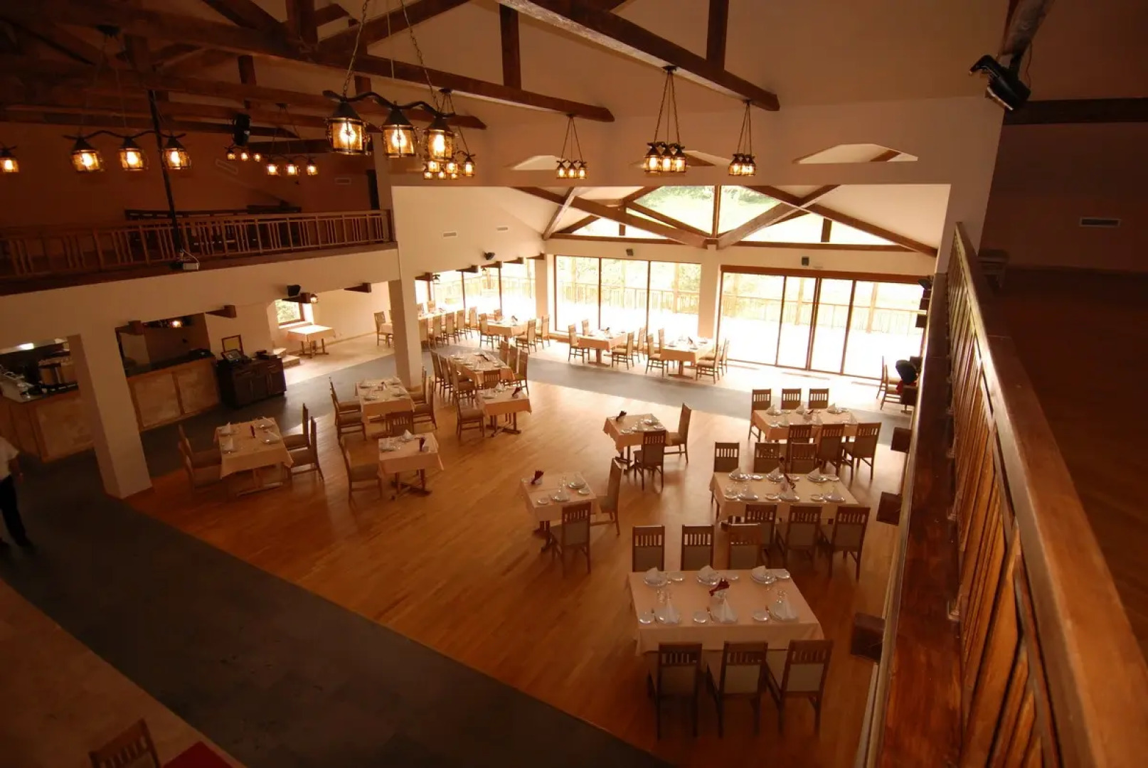 Arthurs Aghveran Resort