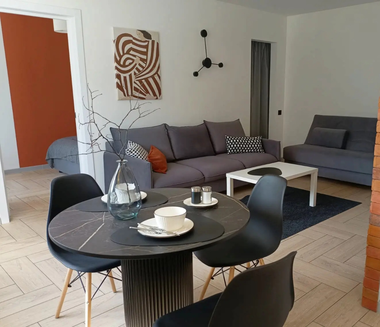 Апартаменты 200 метров от Кремля Двухкомнатная квартира