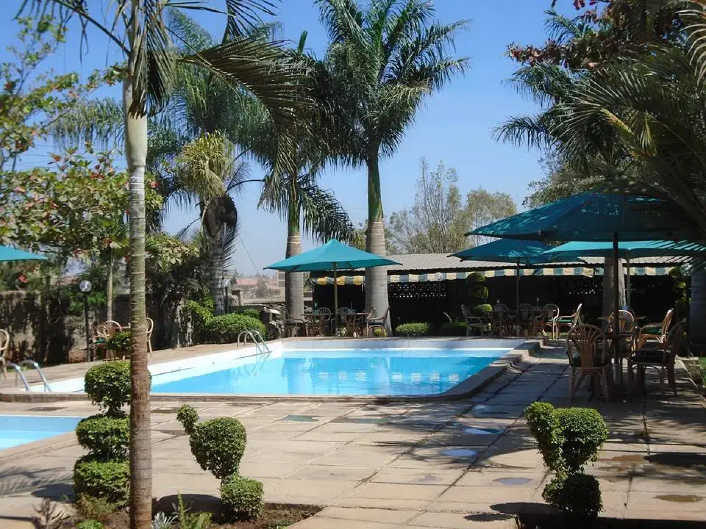 Отель Fahari Gardens