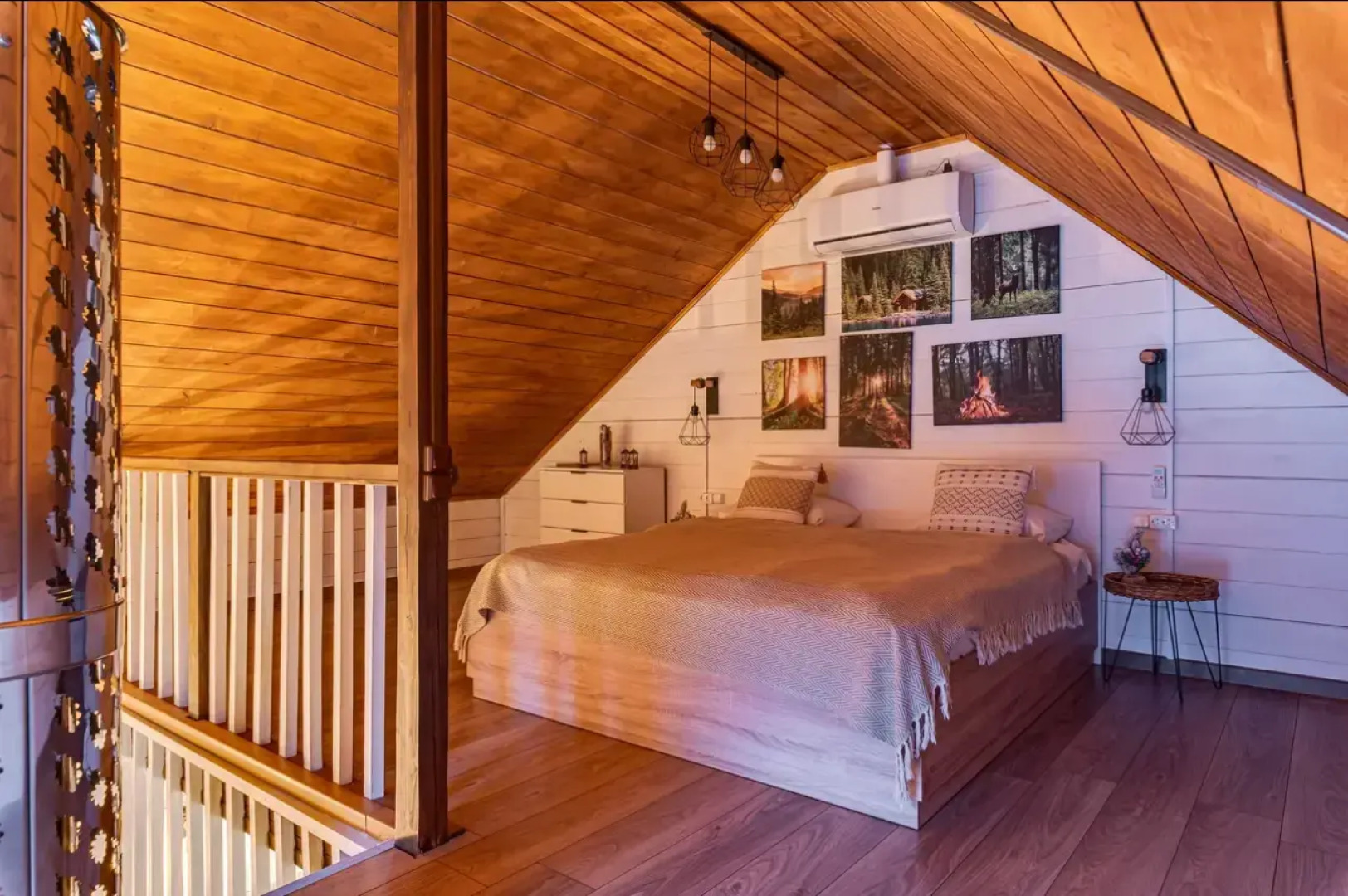 Частный дом с бaнeй на дpoвaх Harmony